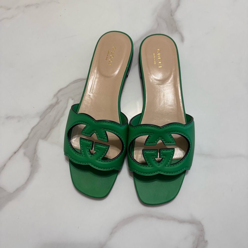 Gucci Vibrant Green Slide Sandals - Picture 2 of 7